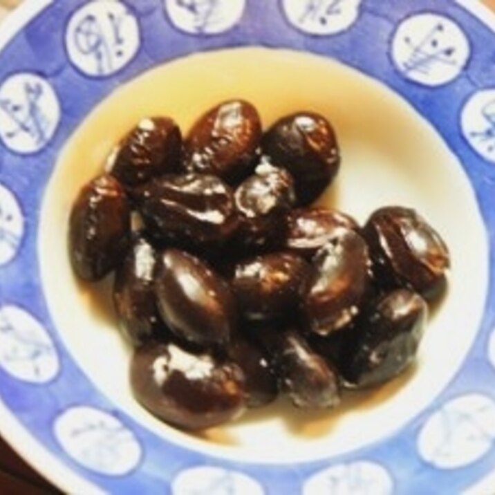 お酒がすすむ”おつ豆”、黒豆の粕漬け